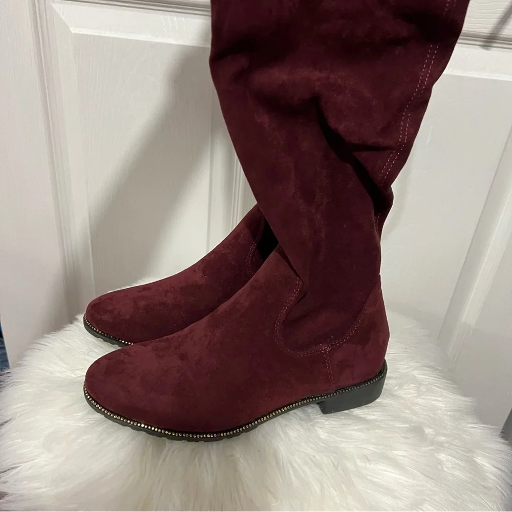 💗 *NWT* Forever 21 - Amanda Harris Elegant Burgundy Over-the-Knee‎ Boots
